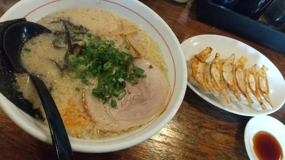 お昼はラーメン🍜｜写メ日記｜鶴田｜鶯谷 人妻デリヘル 熟女の風俗最終章鶯谷店