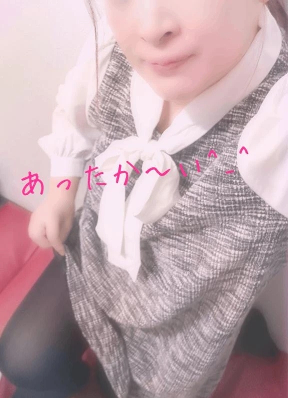 あったかいんだから〜〜🦵｜写メ日記｜蜜音（みつね）｜鶯谷 人妻デリヘル 熟女の風俗最終章鶯谷店