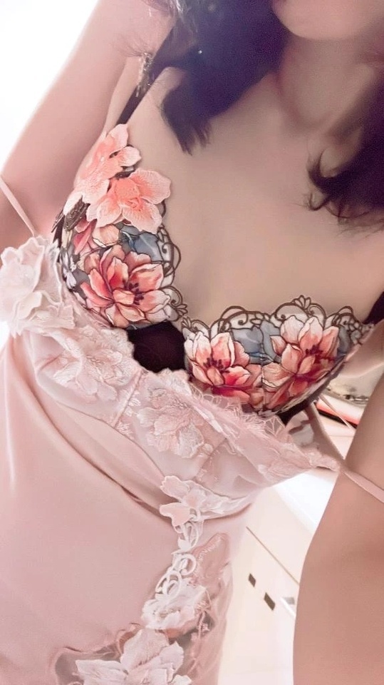 待機してます｜写メ日記｜恋波（こなみ）｜鶯谷 人妻デリヘル 熟女の風俗最終章鶯谷店