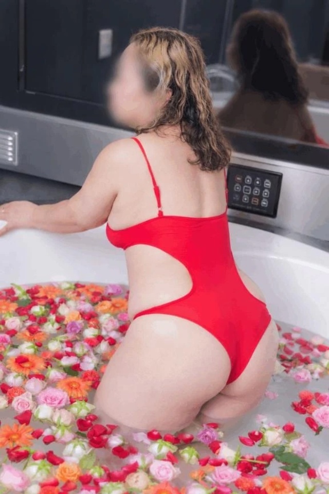 残り一枠｜写メ日記｜桜井｜鶯谷 人妻デリヘル 熟女の風俗最終章鶯谷店