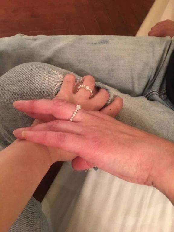 本日、出勤します。