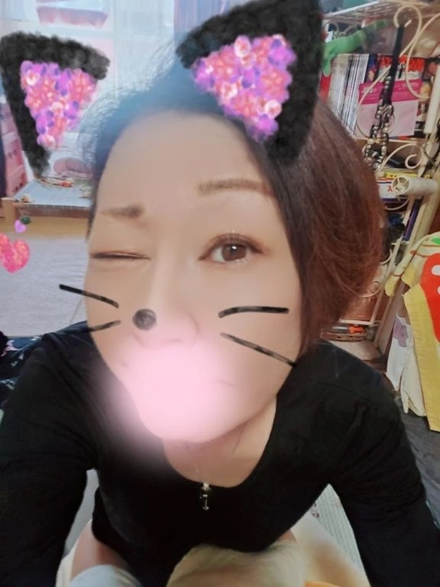 おはようございます(⋆ᴗ͈ˬᴗ͈)”