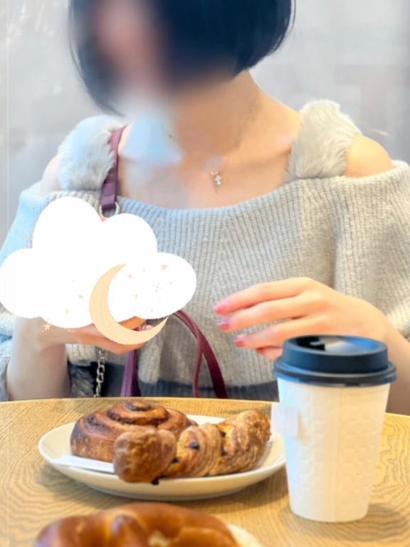 きゅんっとする仕草｜写メ日記｜内海るな｜六本木・麻布・赤坂 高級デリヘル MIRAI TOKYO 六本木店