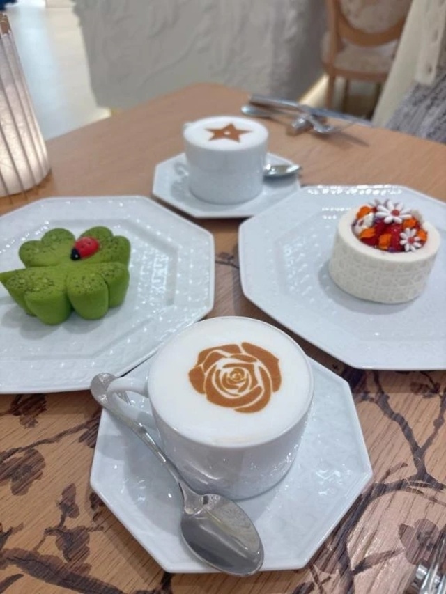 褒めて頂けて嬉しいです♡♡｜写メ日記｜紫苑ゆい｜六本木・麻布・赤坂 高級デリヘル MIRAI TOKYO 六本木店