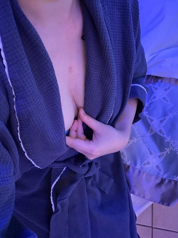 魅惑の...｜写メ日記｜かなえ｜新宿 人妻デリヘル 熟女の風俗最終章 新宿店