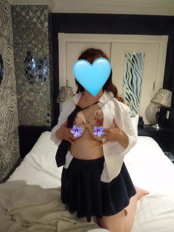 あした月曜日お待ちしています🫶。｜写メ日記｜りょうこ｜新宿 人妻デリヘル 熟女の風俗最終章 新宿店