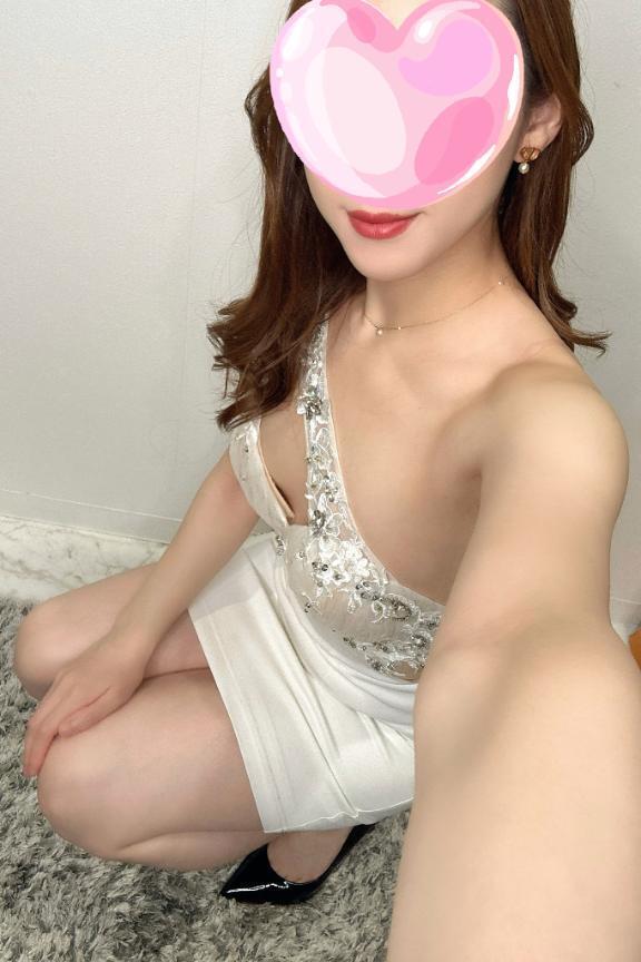 本日14:00から出勤です｜写メ日記｜知念ゆうり｜新宿 高級デリヘル クラブ ブレンダ新宿・歌舞伎町店