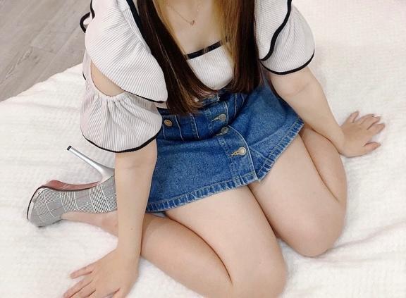 小さい身体にえっちな秘密、あります｜写メ日記｜葉月ひとみ｜新宿 高級デリヘル クラブ ブレンダ新宿・歌舞伎町店