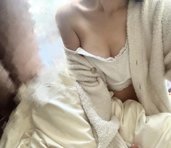 明日21日出勤です｜写メ日記｜可愛ありさ｜新宿 高級デリヘル クラブ ブレンダ新宿・歌舞伎町店