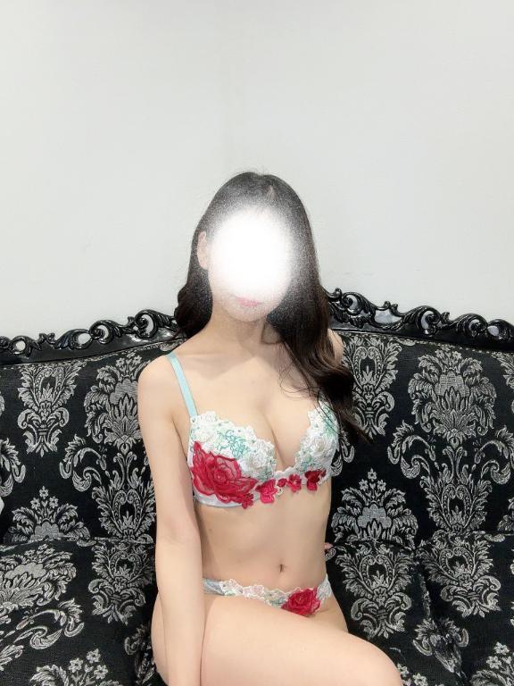 自己紹介｜写メ日記｜加賀美わらび｜新宿 高級デリヘル クラブ ブレンダ新宿・歌舞伎町店