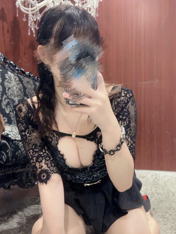 10.27 出勤してます｜写メ日記｜白川りら｜新宿 高級デリヘル クラブ ブレンダ新宿・歌舞伎町店