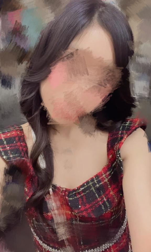 明日、13:00-19:00います