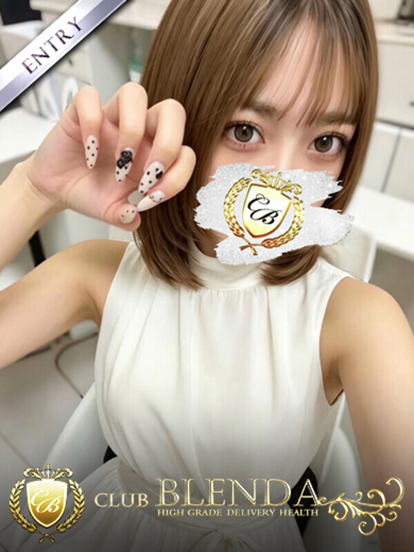 小春ひより