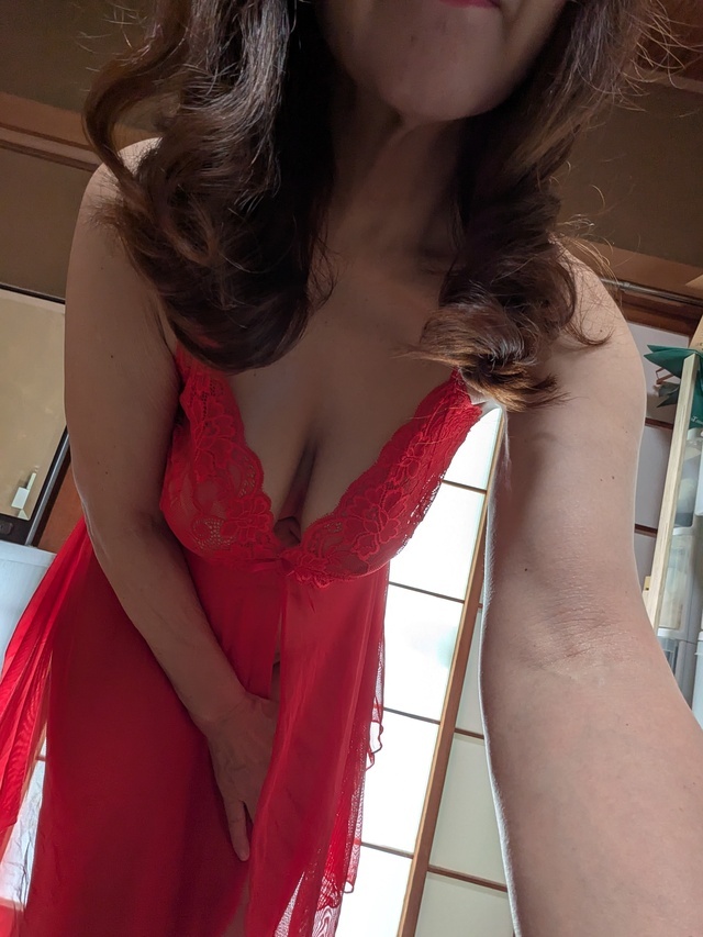 ゆりです(本日13時更新)｜写メ日記｜ゆり｜鶯谷 人妻デリヘル クラブルージュ