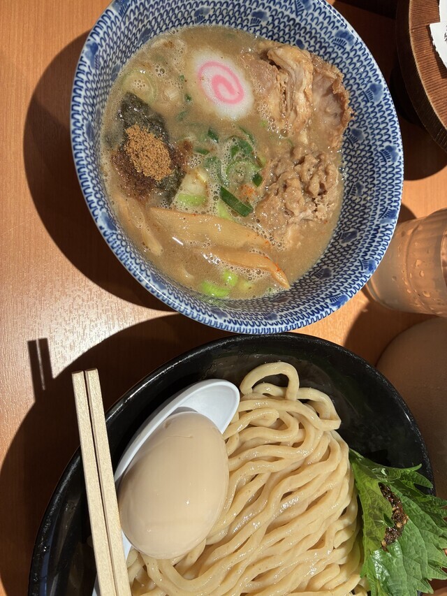 梅雨入り。｜写メ日記｜敦子｜鶯谷 人妻デリヘル クラブルージュ