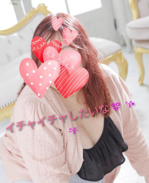 色白ぽっちゃり