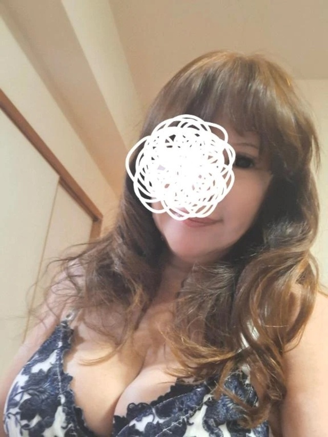 明日、日曜日、出勤しますね｜写メ日記｜すずね｜立川・八王子・三多摩 人妻デリヘル 熟女の風俗最終章 立川店