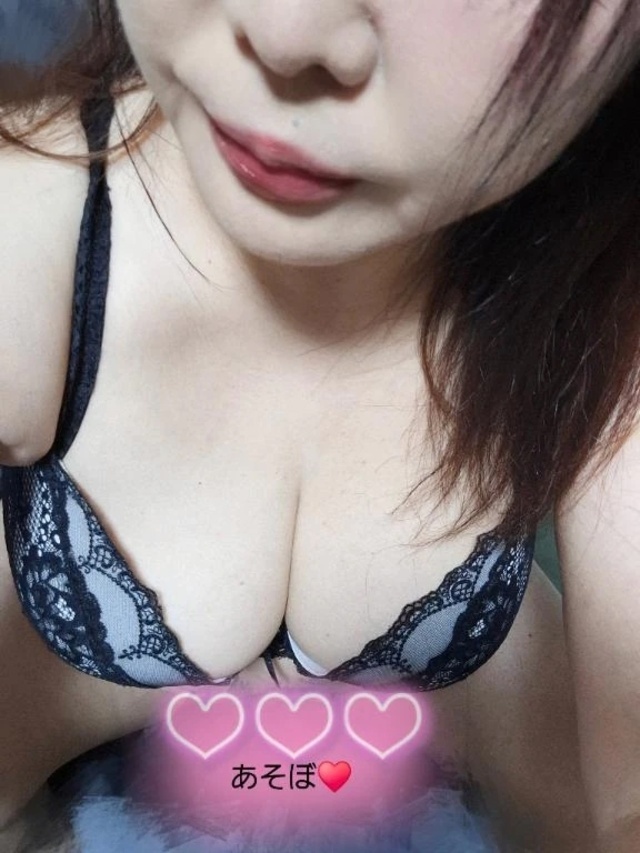 明日空いてる❓｜写メ日記｜りり｜立川・八王子・三多摩 人妻デリヘル 熟女の風俗最終章 立川店