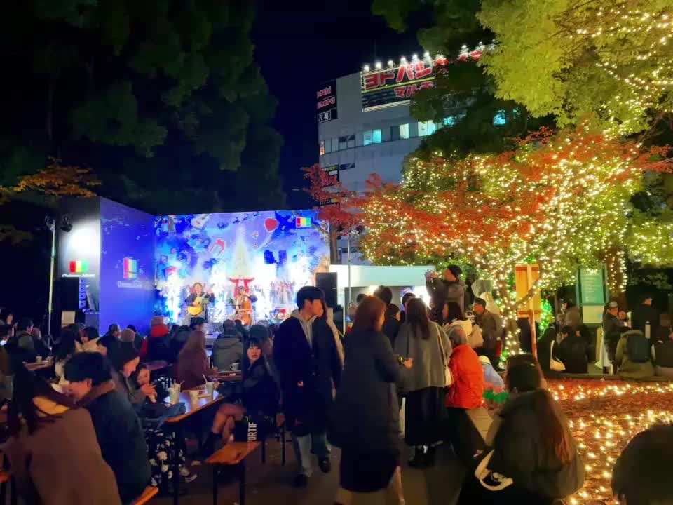 きらめくクリスマスツリーのそばで…✨⭐️｜写メ日記｜すみれ｜鶯谷 人妻デリヘル 鶯谷倶楽部 愛