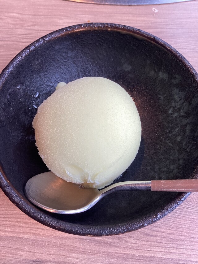 冷たいよー🍨｜写メ日記｜あきら｜鶯谷 人妻デリヘル 鶯谷倶楽部 愛