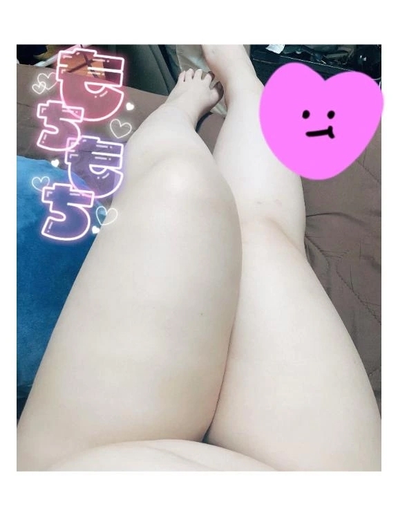 今日ちょっとだけいます🍒｜写メ日記｜えれな｜鶯谷 ぽっちゃりデリヘル ぽっちゃりデリヘル倶楽部