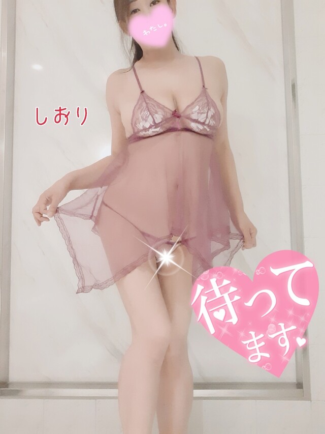 本日出勤です(コスプレあり〼)