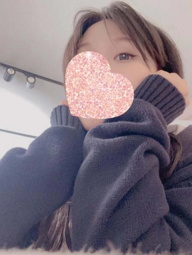 【顔チラ】頬杖ついちゃう…❤️【制服】｜写メ日記｜てる｜新宿 一般デリヘル デザインプリズム新宿