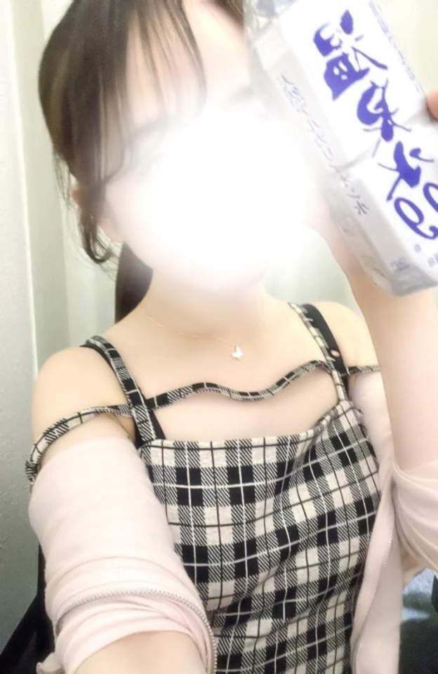 気になってた水｜写メ日記｜ぐみ｜新宿 一般デリヘル デザインプリズム新宿