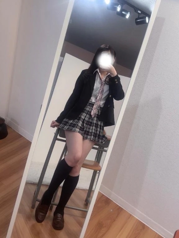 制服or私服｜写メ日記｜ゆり｜新宿 一般デリヘル デザインプリズム新宿