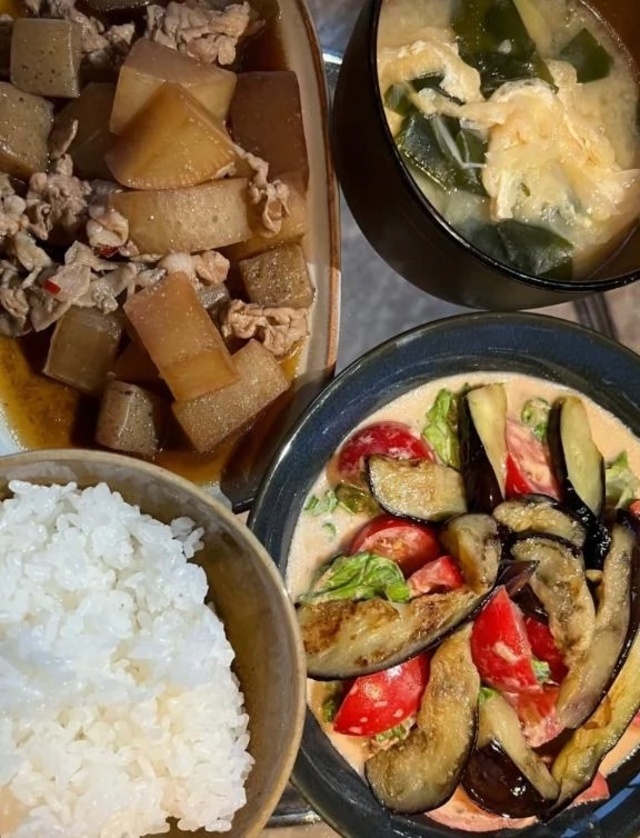 お友達とご飯🍚｜写メ日記｜おとは｜新宿 一般デリヘル デザインプリズム新宿