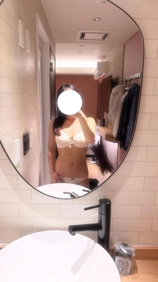 ホテルザループのお兄さん💖｜写メ日記｜ねいろ｜新宿 一般デリヘル デザインプリズム新宿