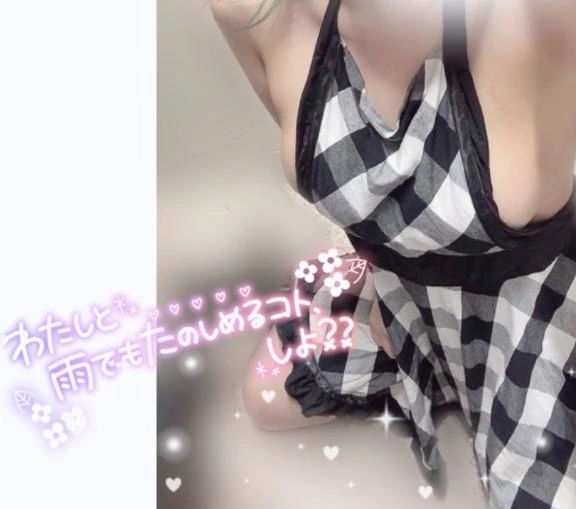 雨降ってきた☔️