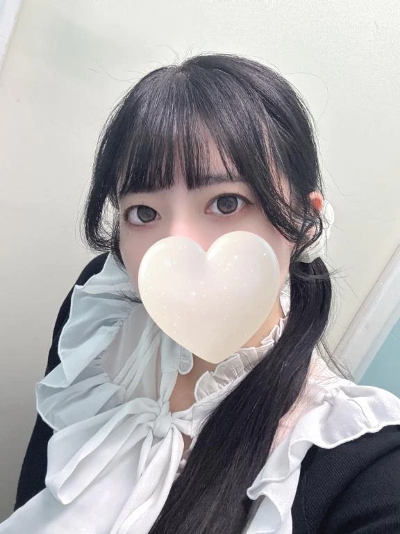 出勤してます⭐️｜写メ日記｜しおり｜新宿 一般デリヘル デザインプリズム新宿