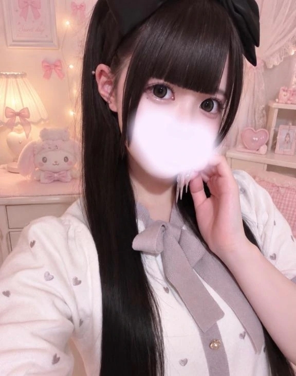 🔰初出勤!!🎀明日15-22時♡｜写メ日記｜あむ｜新宿 一般デリヘル デザインプリズム新宿