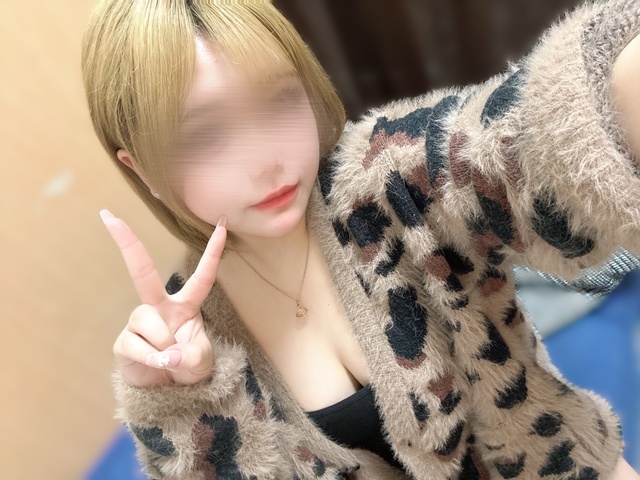 Aさんお誘いありがとう😽🤍｜写メ日記｜初音（独身）｜池袋 人妻デリヘル 越後屋池袋総本店