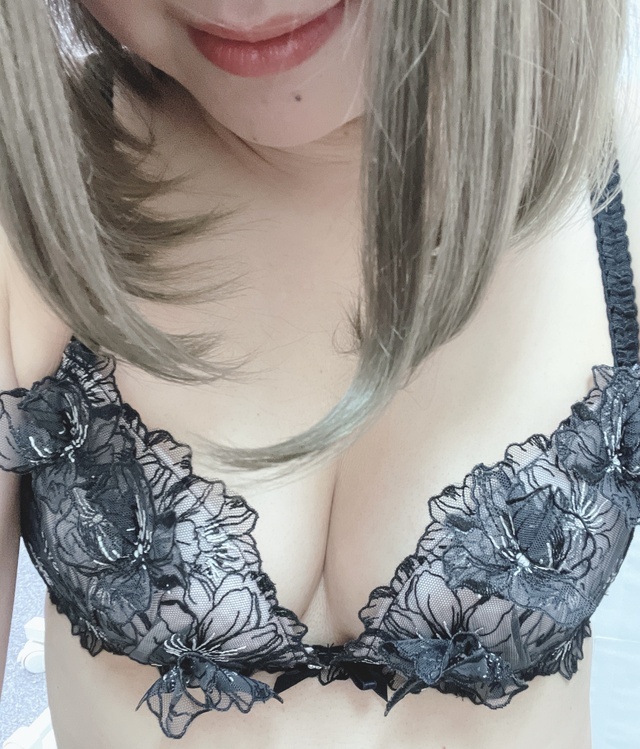 出勤したよ🌙｜写メ日記｜月野（人妻）｜池袋 人妻デリヘル 越後屋池袋総本店