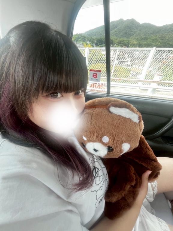 すずらんプロフィール🩵💭｜写メ日記｜すずらん牛ちゃん｜鶯谷 ぽっちゃりデリヘル ダイナマイト