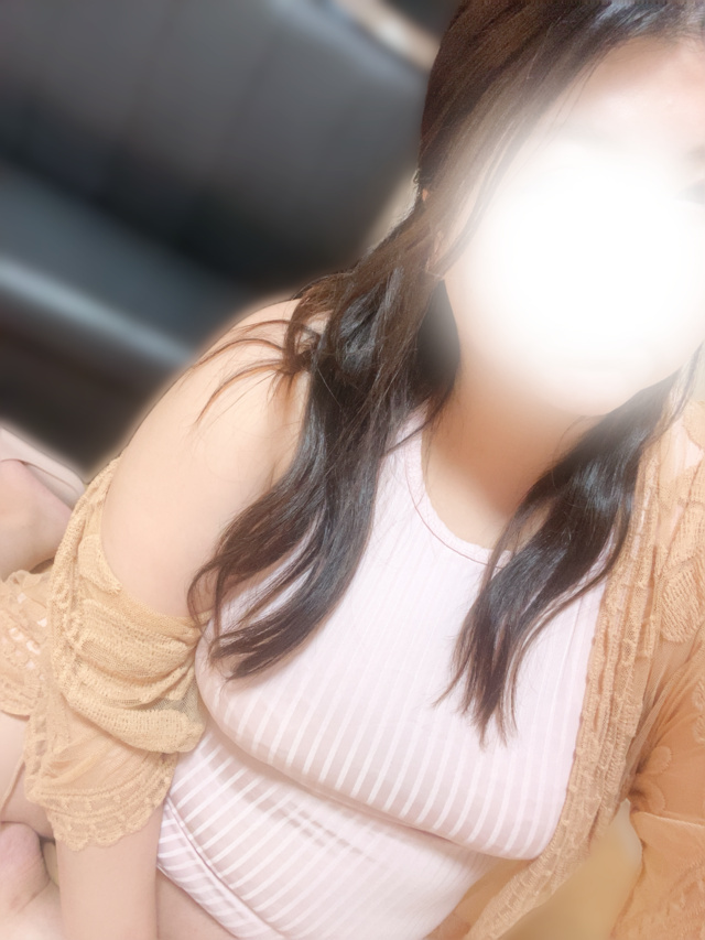 はじめまして♡ちょっとドキドキしてます♡