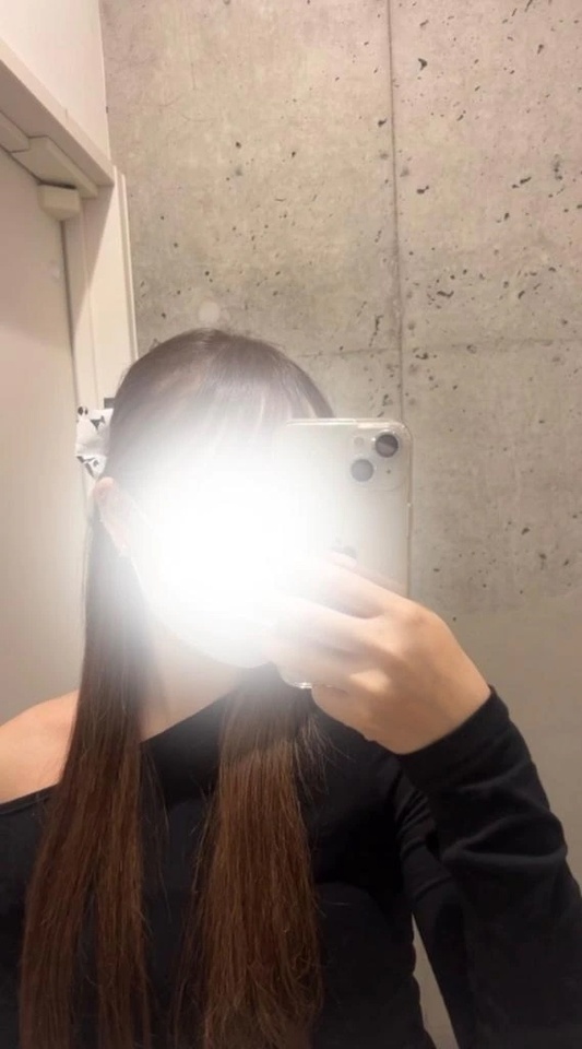 どっちがいいかな💕｜写メ日記｜山本はく｜錦糸町・小岩・葛西 一般デリヘル ウルトラハピネス