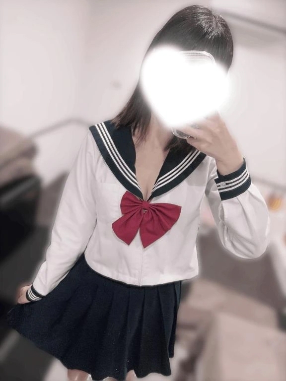 制服♡｜写メ日記｜心依すい｜錦糸町・小岩・葛西 一般デリヘル ウルトラハピネス