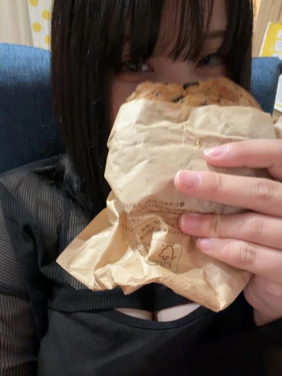 おっきいくっきー🍪｜写メ日記｜谷口はな｜錦糸町・小岩・葛西 一般デリヘル ウルトラハピネス