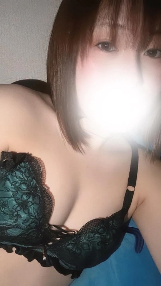 本日出勤予定✨｜写メ日記｜椎名いおり｜錦糸町・小岩・葛西 一般デリヘル ウルトラハピネス