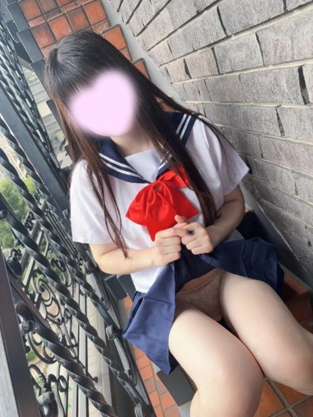 雨の日はゆっくり♡｜写メ日記｜安久ゆき｜錦糸町・小岩・葛西 一般デリヘル ウルトラハピネス