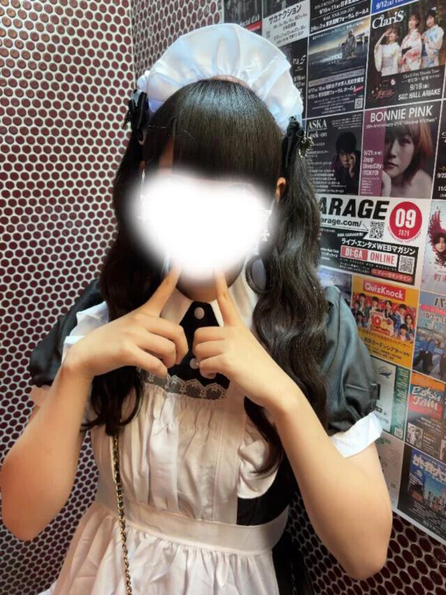 メイドさん☕️🍰🍴
