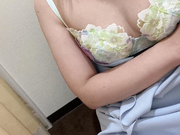 ただいまー｜写メ日記｜りな｜鶯谷 人妻デリヘル ノーハンドの人妻　鶯谷・上野店