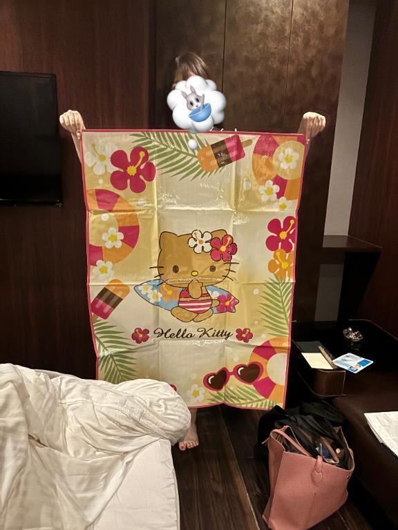 日焼けキティちゃん🐱🍎｜写メ日記｜りおな｜鶯谷 人妻デリヘル 濃厚即19妻