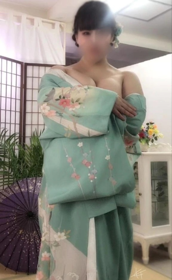 FF7という異世界に旅立ちたい｜写メ日記｜ことね｜鶯谷 人妻デリヘル 濃厚即19妻