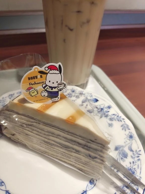 人が少なく様で多い。