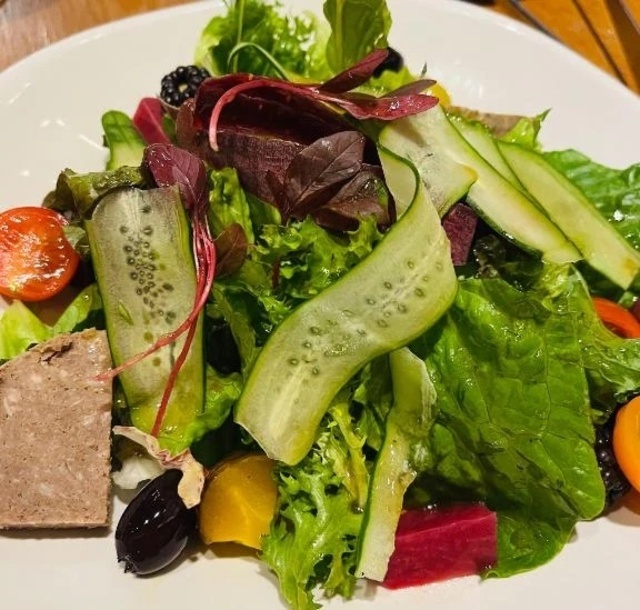 夜のスーパーで