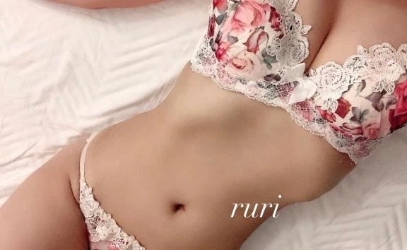 🩷お正月休みまだまだ楽しもう🩷｜写メ日記｜るり｜鶯谷 人妻デリヘル 濃厚即19妻